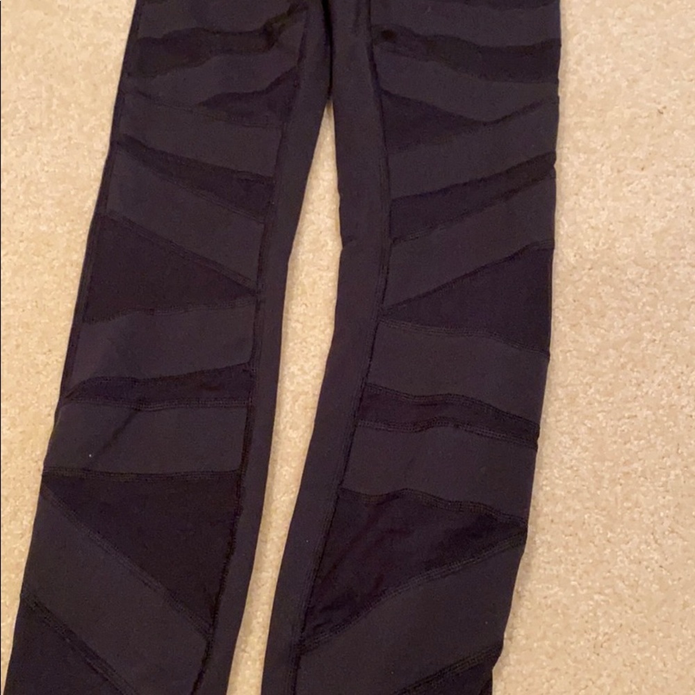 Wunder Under Pant Tech Mesh Lululemon Leggings - image 2